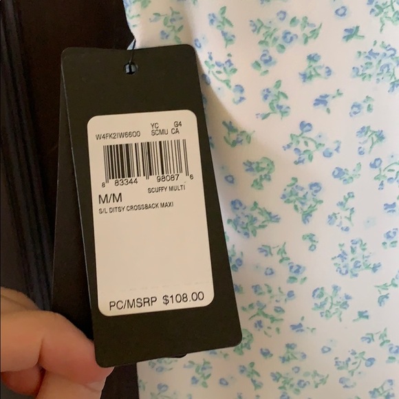 Medium guess dress - Picture 3 of 3